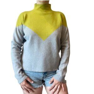 Cynthia Rowley Mock Turtle Neck Gray and Green Color Block Chevron Sweater - L
